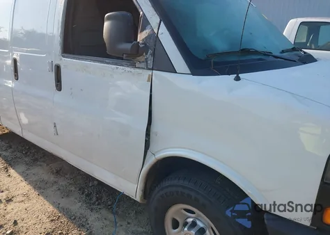 2020 Chevrolet Express Cargo Rwd 2500 Extended Wheelbase Wt z USA, uszkodzony, nr VIN 1GCWGBFP8L1123114